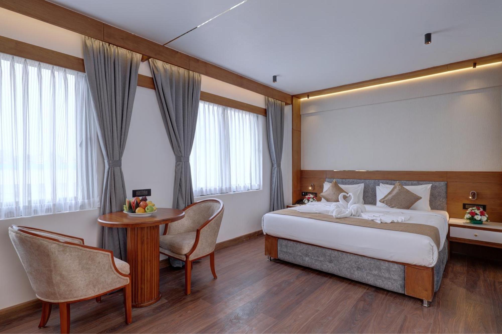 Hotel Cordial Sopanam Thiruvananthapuram Exteriör bild