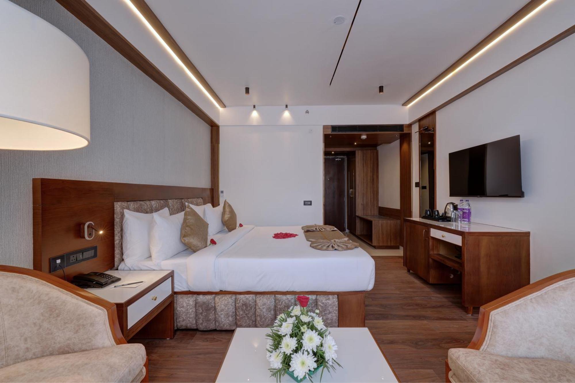 Hotel Cordial Sopanam Thiruvananthapuram Exteriör bild