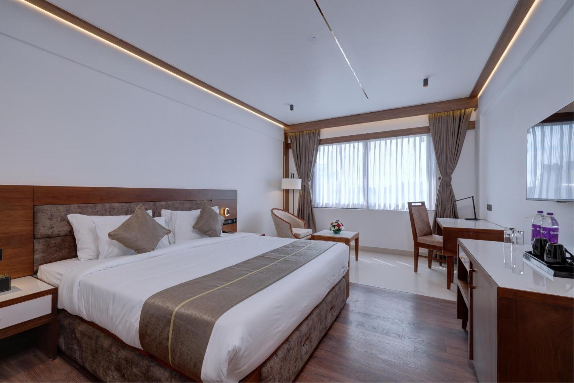 Hotel Cordial Sopanam Thiruvananthapuram Exteriör bild